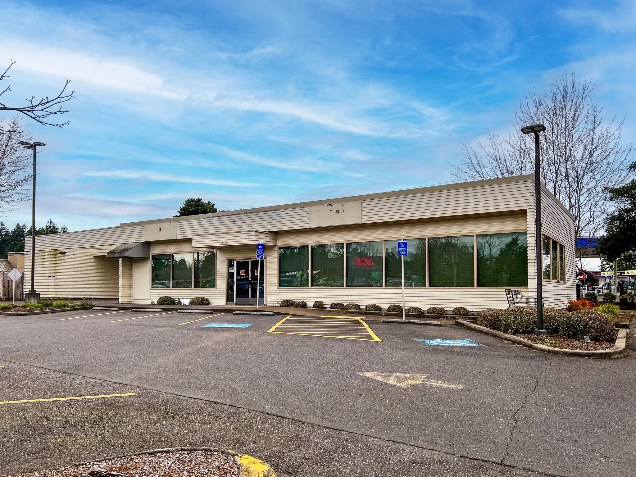 14400 SW Allen Blvd, Beaverton, OR à vendre Photo principale- Image 1 de 4