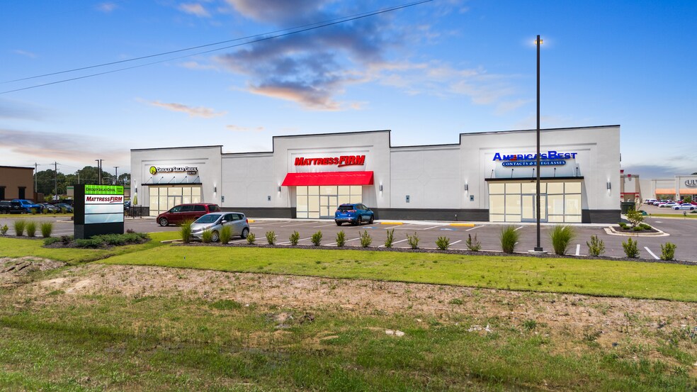 8699 US 51 North hwy, Millington, TN à vendre - Photo du bâtiment - Image 2 de 5