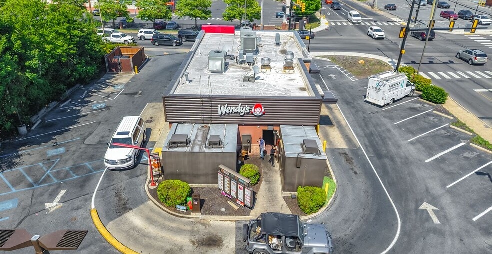 401 W Emaus Ave, Allentown, PA for sale - Building Photo - Image 2 of 5