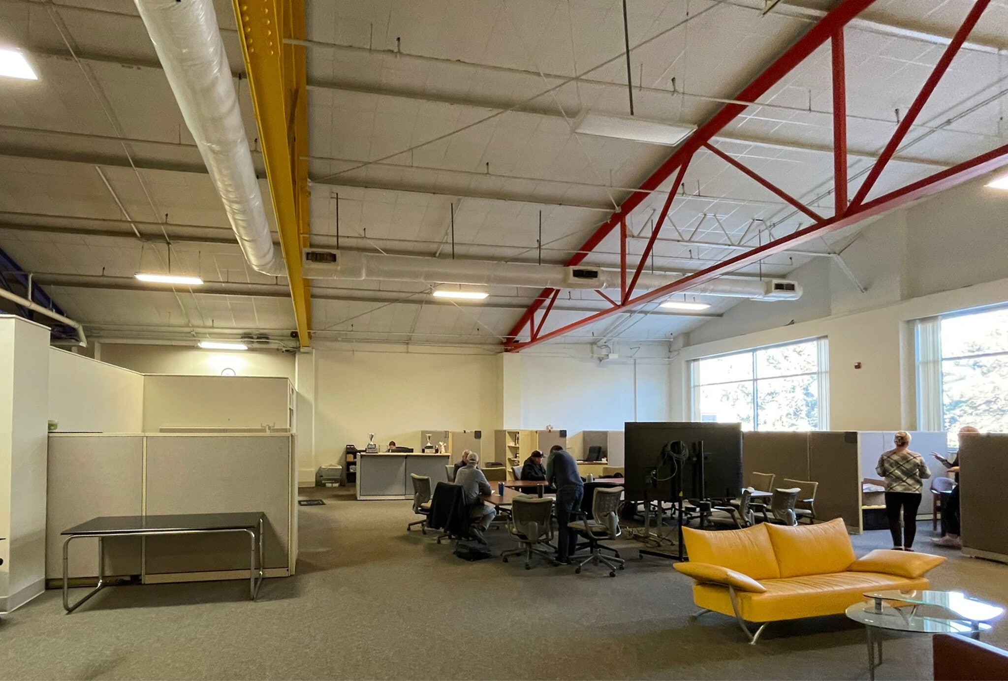 1507 Dana Ave, Cincinnati, OH for lease Interior Photo- Image 1 of 3