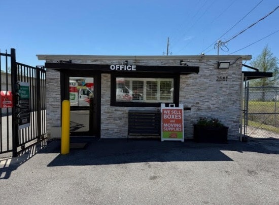 2581 Broadview Dr, Kissimmee, FL for lease - Building Photo - Image 3 of 4