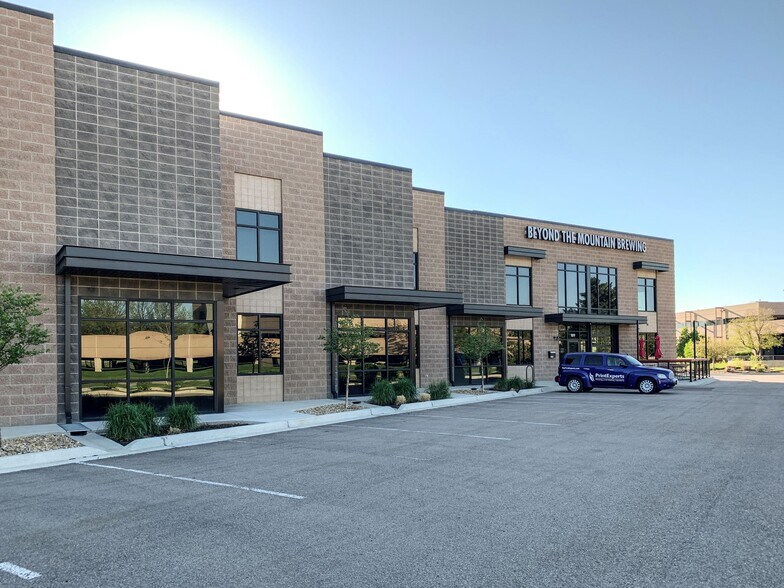 6035 Longbow Dr, Boulder, CO à louer - Photo du bâtiment - Image 1 de 6