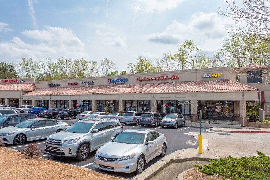 3162 Johnson Ferry Rd, Marietta, GA à louer - Photo du bâtiment - Image 3 de 7