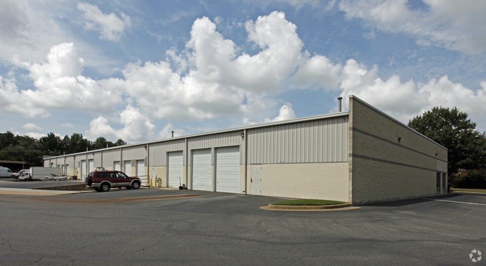 800 Principal Ct, Chesapeake, VA for lease - Building Photo - Image 3 of 12