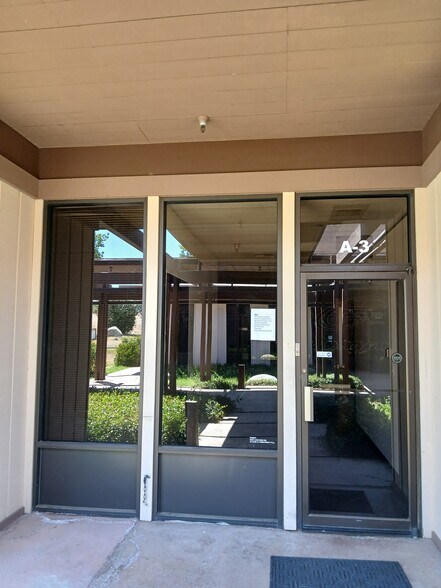 6200 Lake Ming rd, Bakersfield, CA à louer - Photo du bâtiment - Image 3 de 10