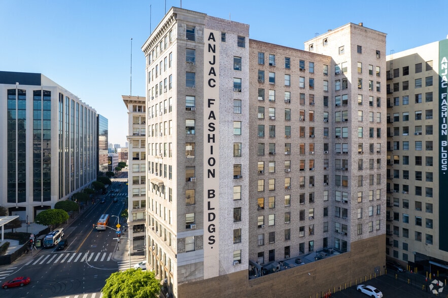 101-117 W 9th St, Los Angeles, CA for lease - Building Photo - Image 3 of 11