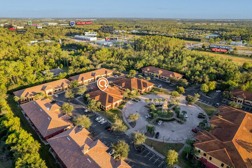 13421 Parker Commons Blvd, Fort Myers, FL à vendre - Photo du bâtiment - Image 1 de 11