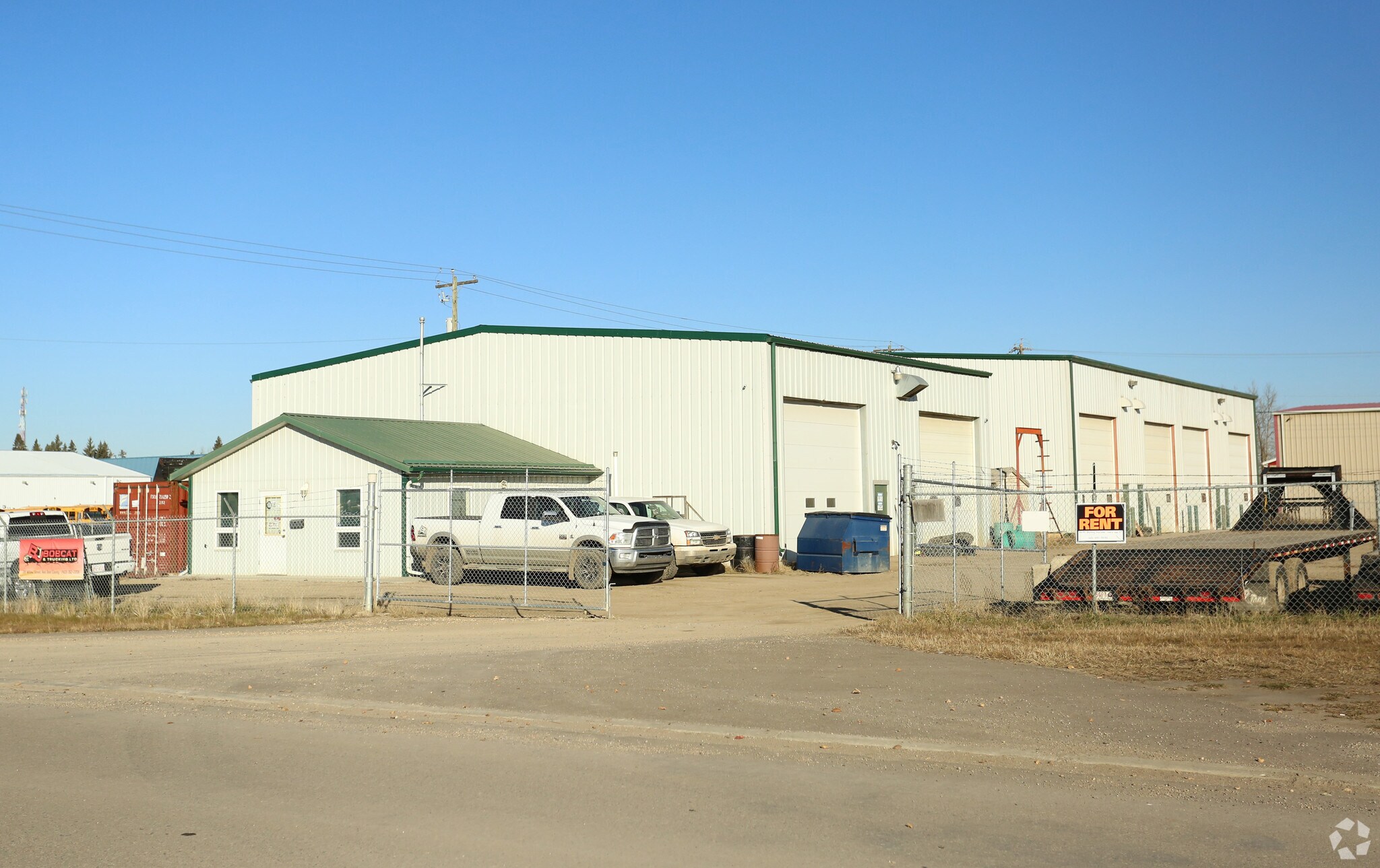 136 Willow St, Red Deer County, AB à vendre Photo principale- Image 1 de 1