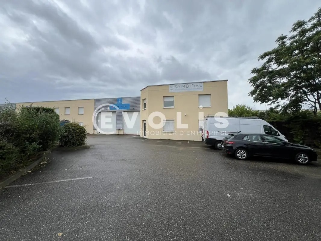 14 Rue André Sentuc, Vénissieux for lease Building Photo- Image 1 of 29