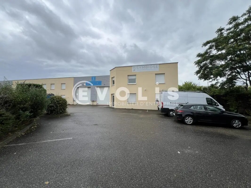 14 Rue André Sentuc, Vénissieux à louer Photo du bâtiment- Image 1 de 29