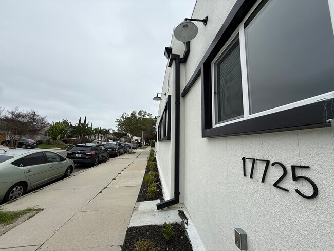 More details for 17725 Rhoda St, Encino, CA - Office/Medical, Industrial for Lease
