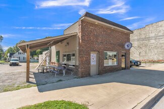 Plus de détails pour 118 E Main St, Albion, IN - Flex à vendre