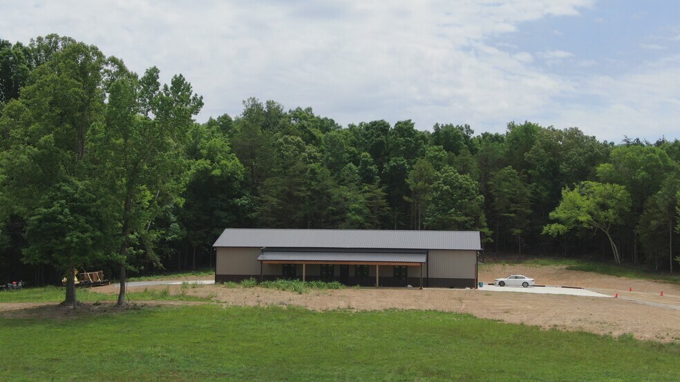 4675 Midway School Rd, Thomasville, NC à vendre - Vidéo sur l’inscription commerciale - Image 3 de 8