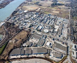 11120 Horseshoe Way, Richmond, BC à louer Photo du bâtiment- Image 2 de 2