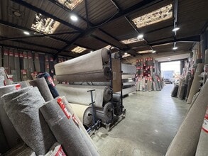 Shamblehurst Ln, Southampton for lease Interior Photo- Image 1 of 4