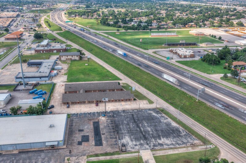 221 N Service Rd, Moore, OK à louer - Aérien - Image 3 de 5