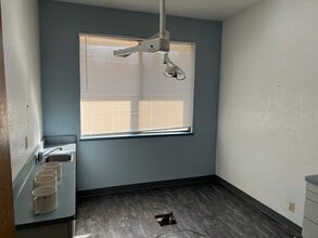 10618 Combie Rd, Auburn, CA for lease Interior Photo- Image 2 of 18