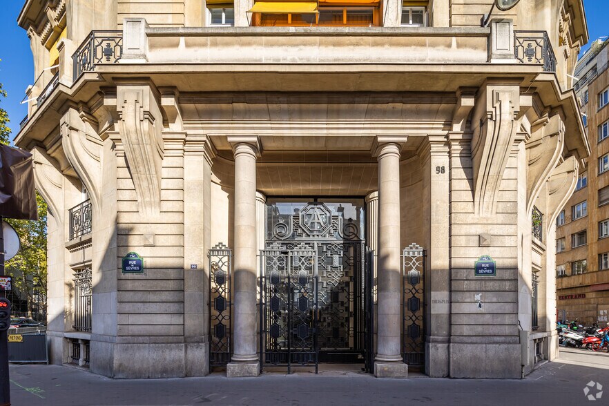 98 Rue De Sèvres, Paris for lease - Building Photo - Image 3 of 6