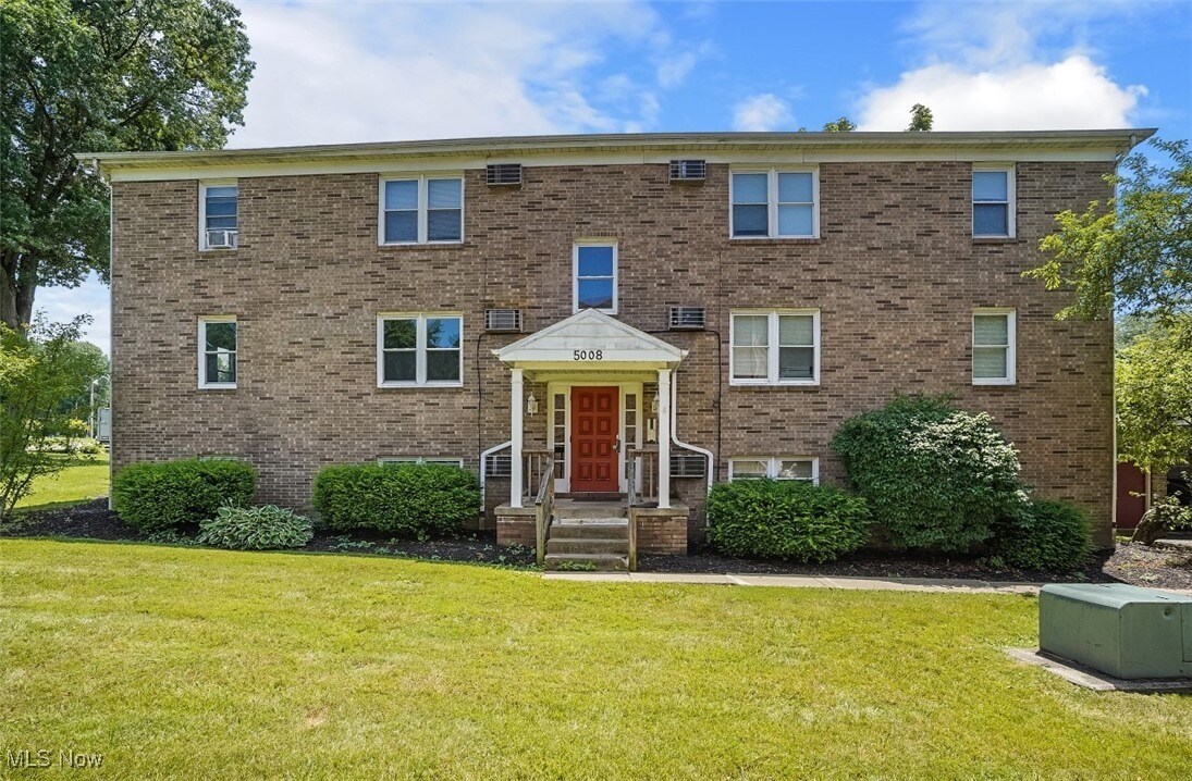 5008 West Blvd, Boardman, OH à vendre Photo principale- Image 1 de 21