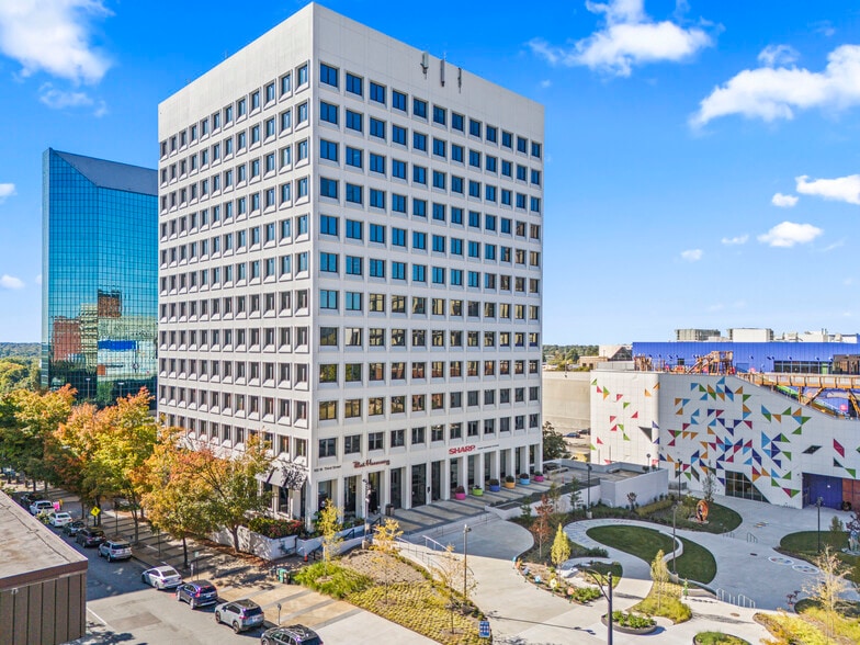 W 3rd St, Winston-Salem, NC for sale - Building Photo - Image 1 of 36