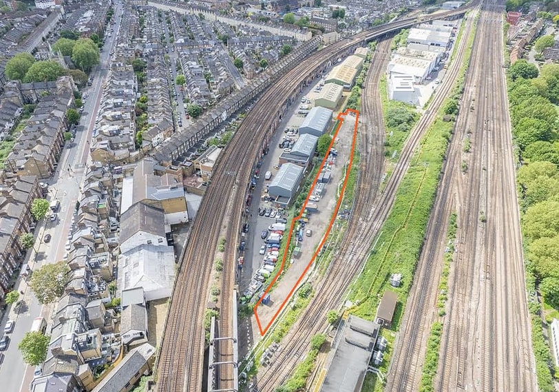 Broughton St, London for lease - Primary Photo - Image 1 of 1