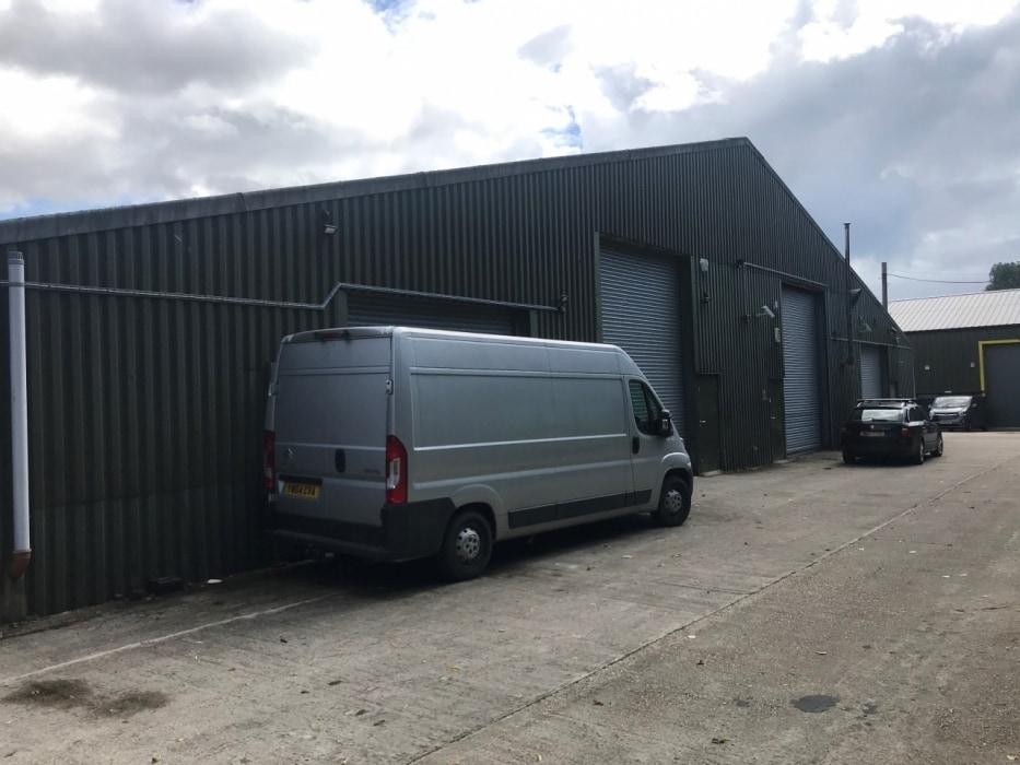 Northampton Rd, Stoke Bruerne for lease Primary Photo- Image 1 of 2