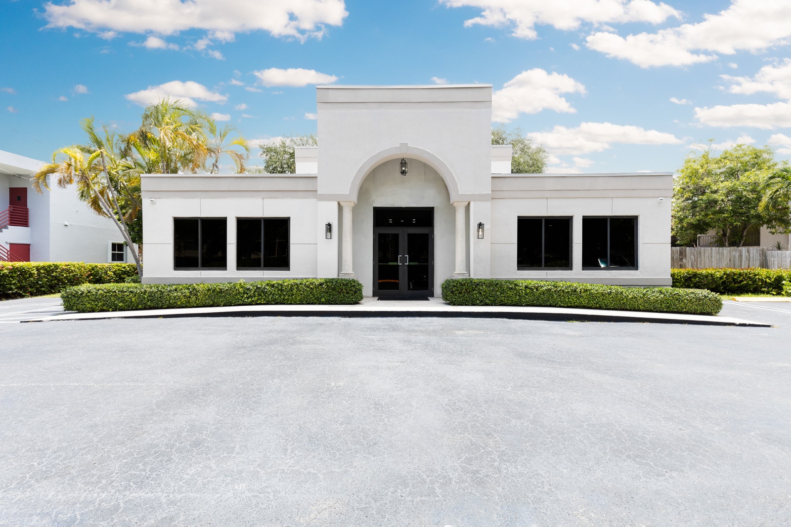 9410 SW 77th Ave, Miami, FL for lease Primary Photo- Image 1 of 39