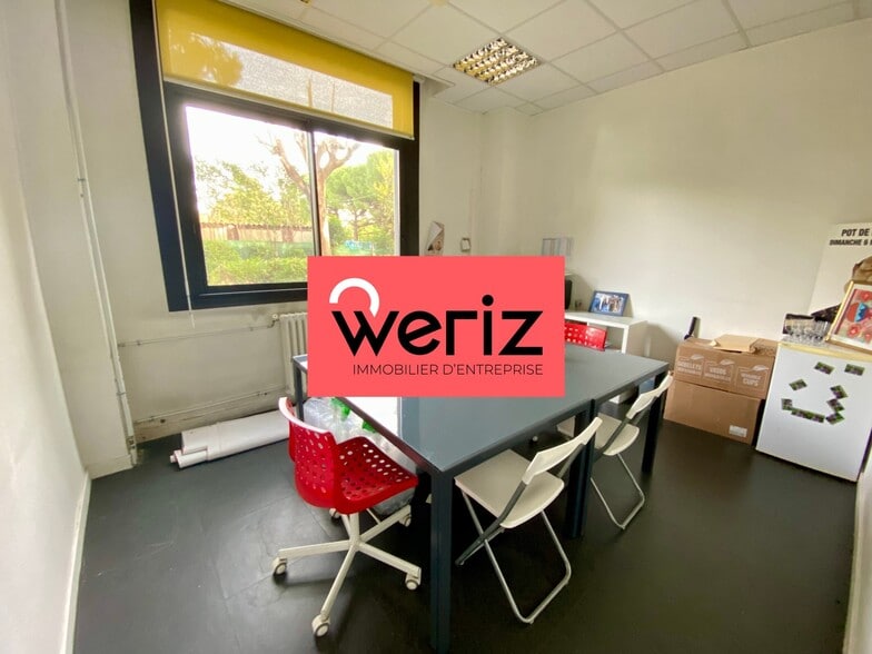 Office in Marseille for lease - Building Photo - Image 2 of 4