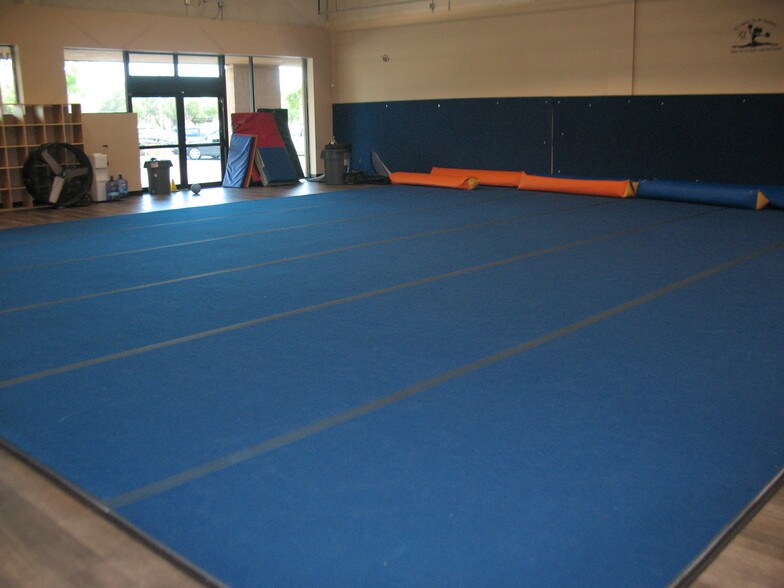 7047-7251 NW 88th Ave, Tamarac, FL à louer - Photo intérieure - Image 2 de 11