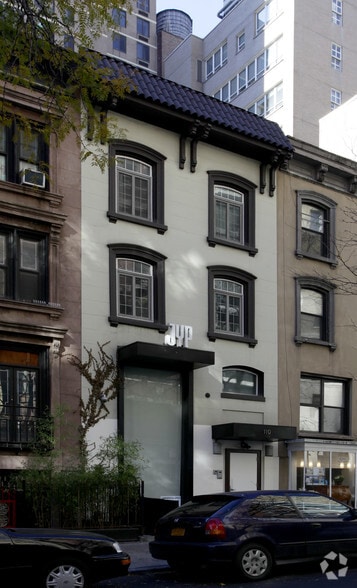 NOMAD E31. 106-108-110 E 31st STREET portefeuille de 3 propriétés à vendre sur LoopNet.ca - Photo principale - Image 1 de 3