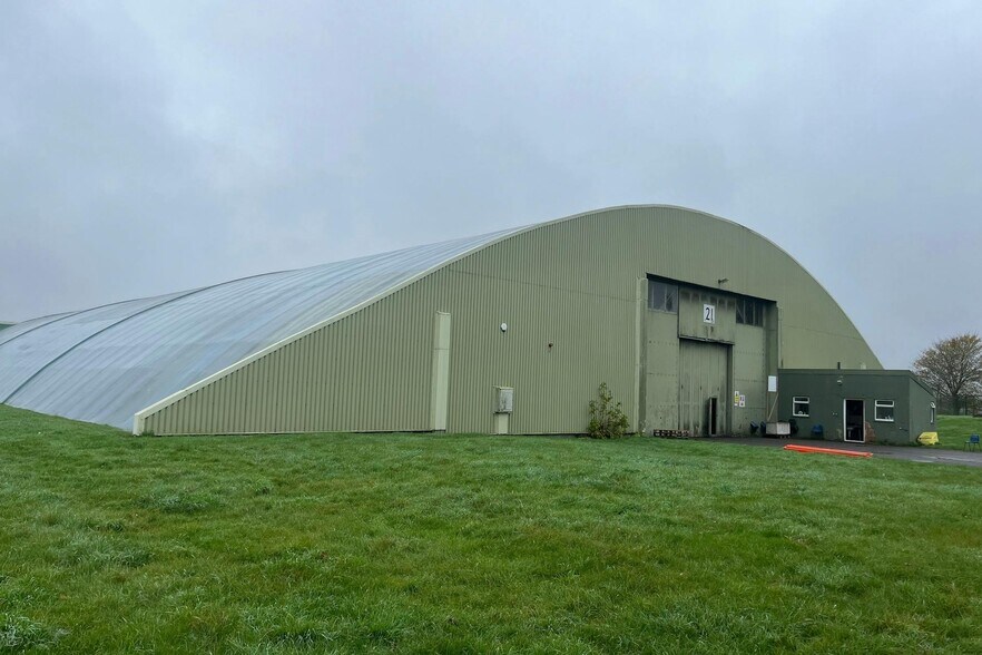 Aston Down, Frampton Mansell à louer - Photo du bâtiment - Image 2 de 3