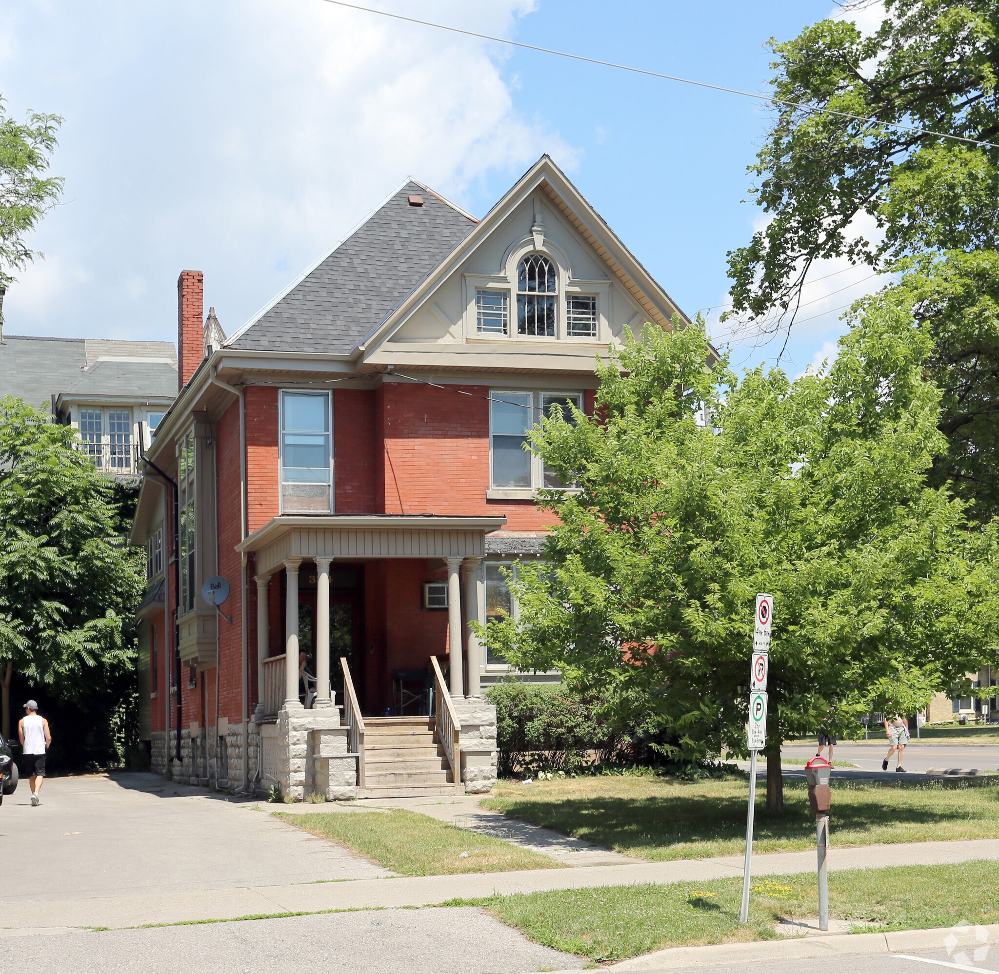 334 Queens Ave, London, ON for sale Primary Photo- Image 1 of 1