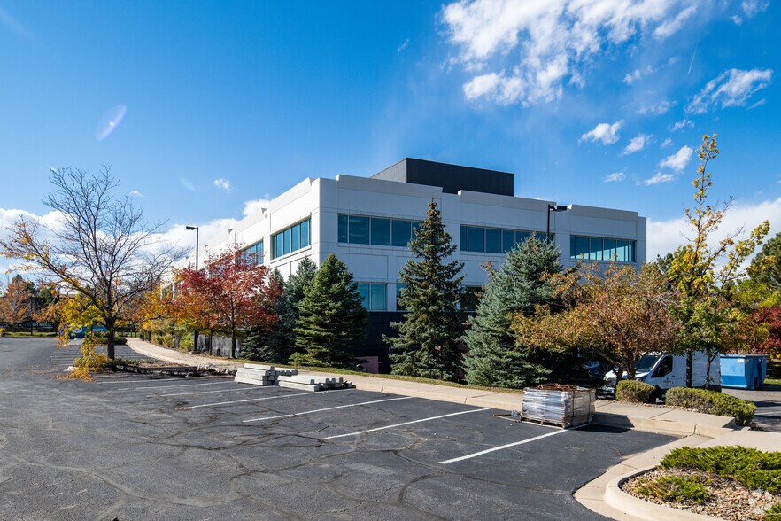 335 Interlocken Pky, Broomfield, CO à louer - Photo du bâtiment - Image 3 de 5