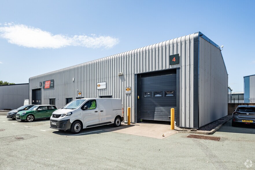 Sixth Ave, Deeside à louer - Photo du bâtiment - Image 2 de 2