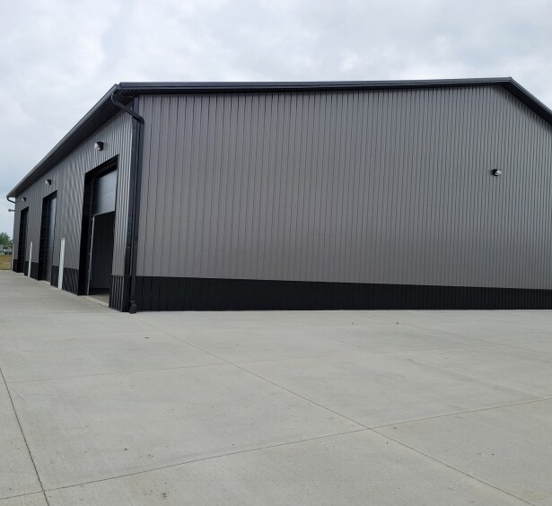 401 Snyder Dr - Building H, Huxley, IA à vendre - Photo du bâtiment - Image 3 de 10