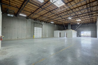 10281 Iron Rock Way, Elk Grove, CA à louer Photo intérieure- Image 2 de 2