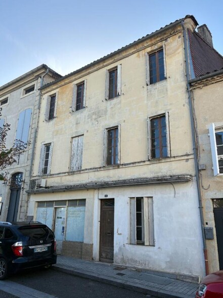 Flex in Monségur for sale - Building Photo - Image 1 of 2