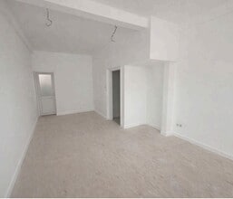 114 St. Georges Rd, Brighton for lease Interior Photo- Image 2 of 4
