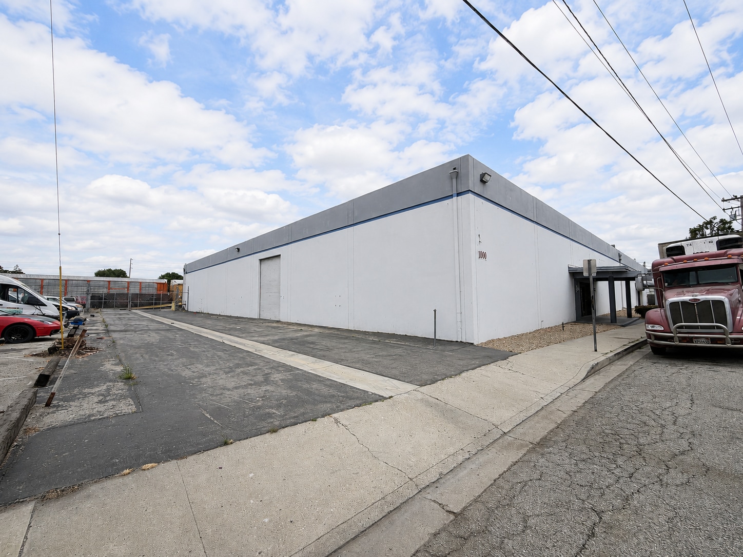 1000-1020 Commercial Ave, Oxnard, CA for lease Primary Photo- Image 1 of 9
