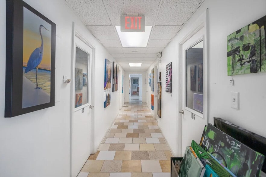 400 23rd St S, Saint Petersburg, FL for lease - Building Photo - Image 2 of 15