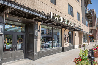 335 N Washington St, Green Bay, WI for lease Building Photo- Image 1 of 16
