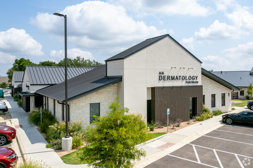 1515 Medical Pky, Cedar Park, TX for lease - Building Photo - Image 1 of 6