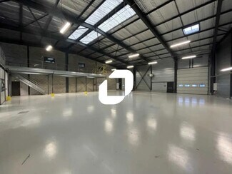 Plus de détails pour Plusieurs types d'espaces à louer