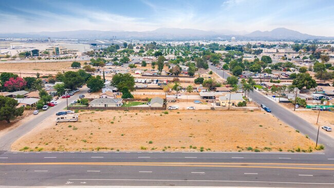 Plus de détails pour 8053 Del Rosa Avenue, San Bernardino, CA - Terrain à vendre