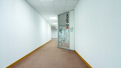 Office in Alcobendas, Madrid for lease Interior Photo- Image 2 of 34