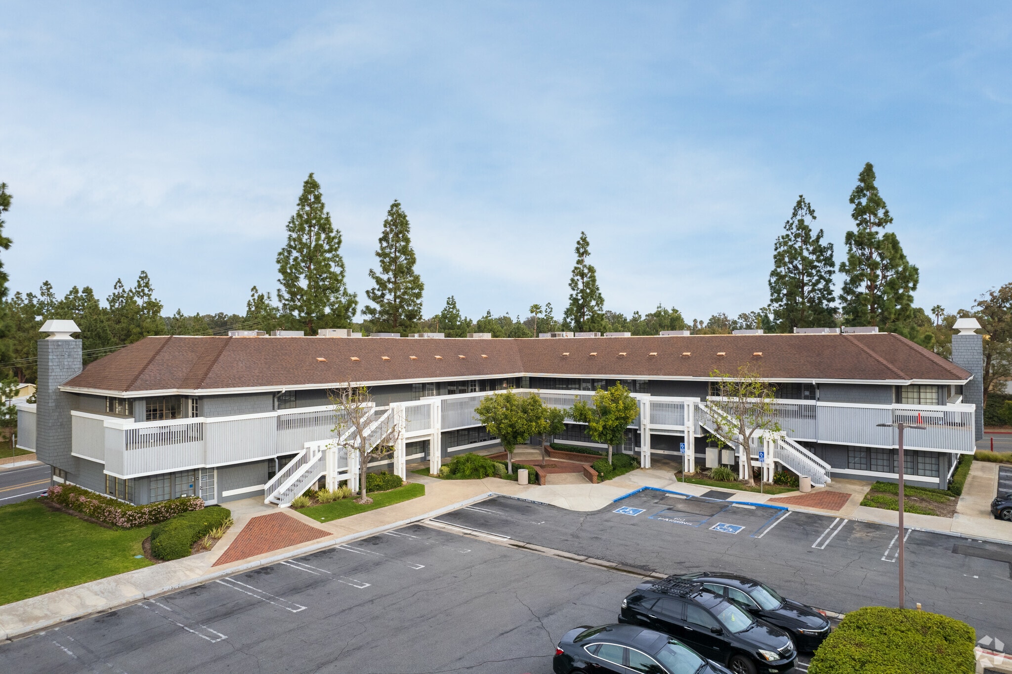 22471 Aspan St, Lake Forest, CA à louer Photo principale- Image 1 de 23