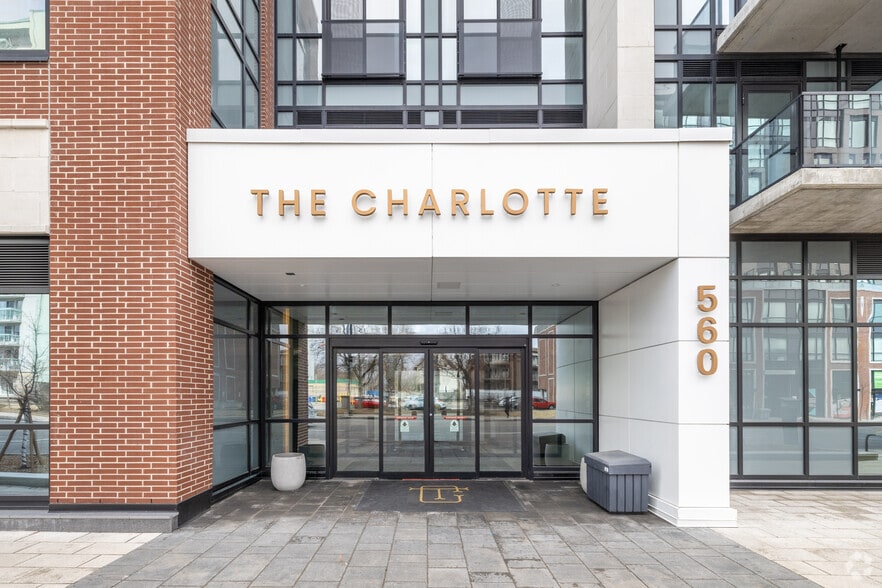 560 Rideau St, Ottawa, ON à louer - Photo du bâtiment - Image 3 de 3