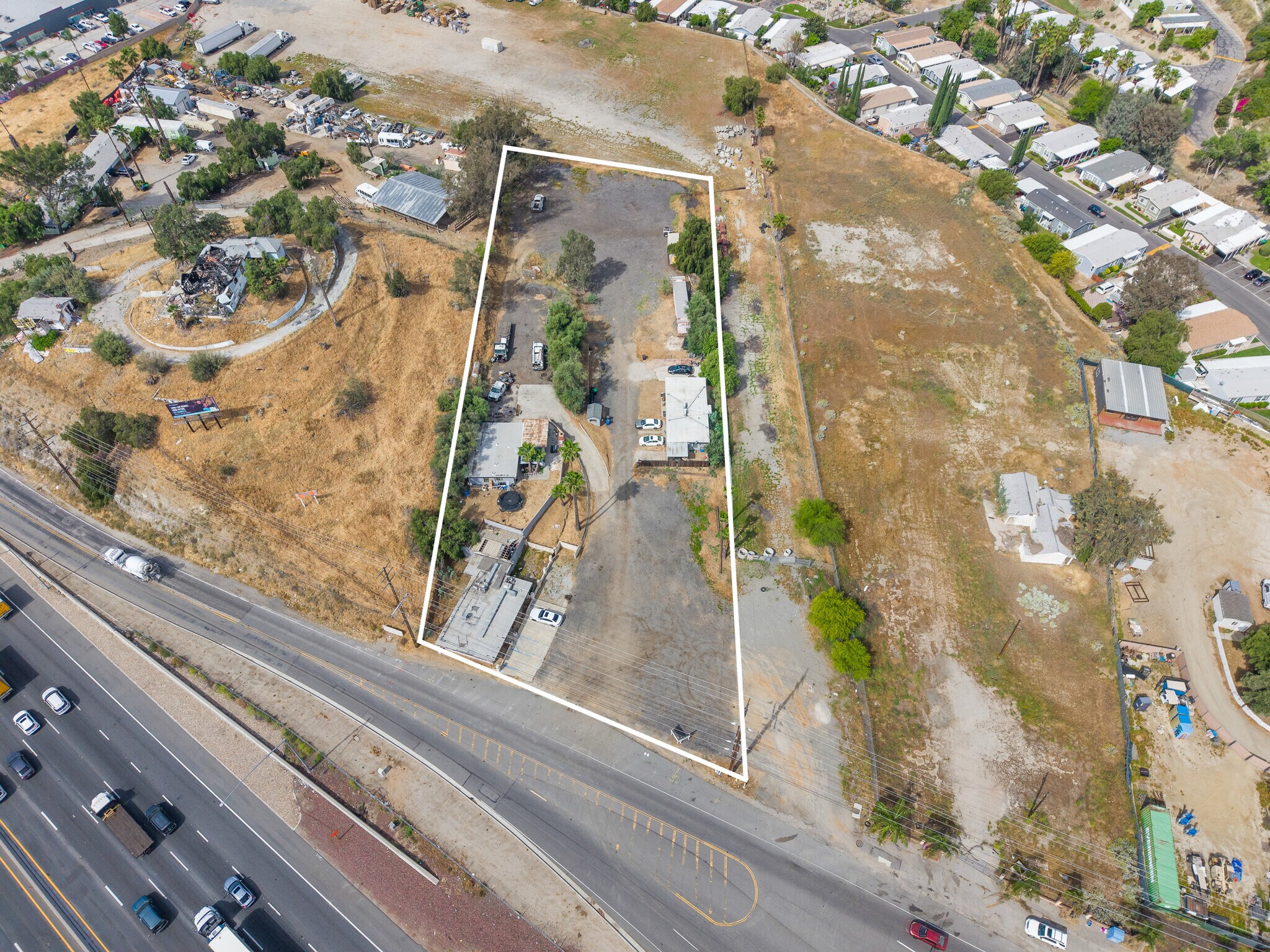 2981 S La Cadena Dr, Colton, CA à vendre Photo principale- Image 1 de 24