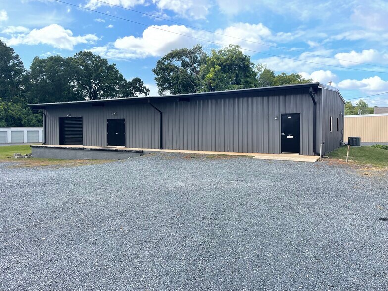 508 Hoover St, Asheboro, NC à louer - Photo du bâtiment - Image 1 de 15