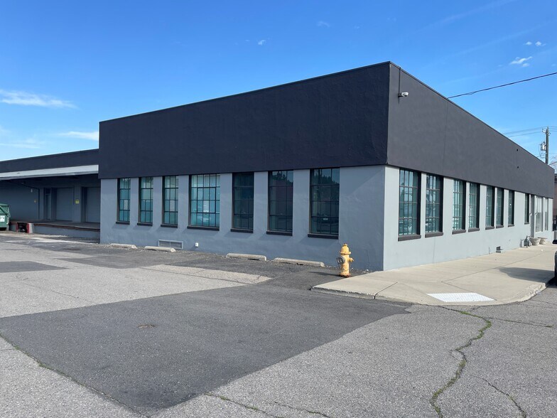 126 S Sheridan St, Spokane, WA for lease - Primary Photo - Image 2 of 6